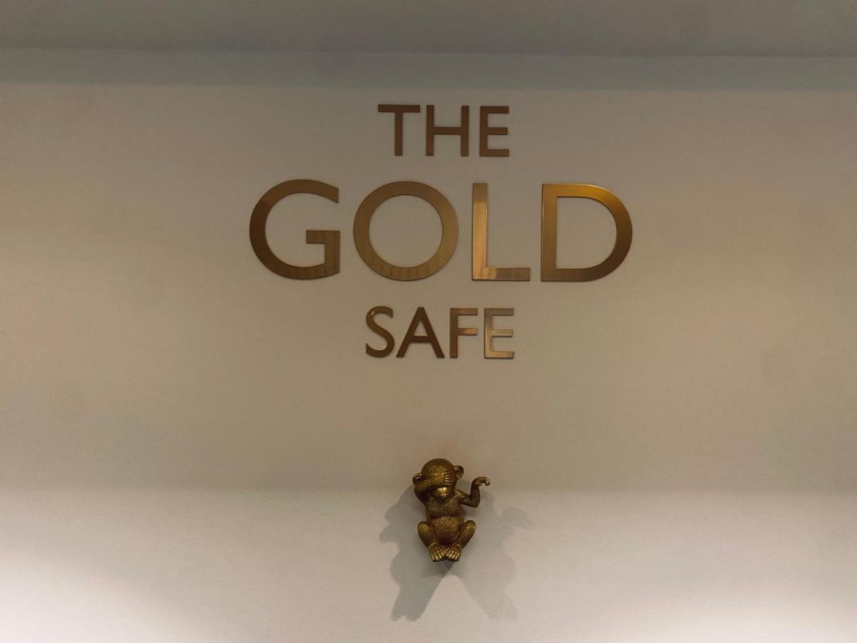 The Gold Bank Hotel 4*