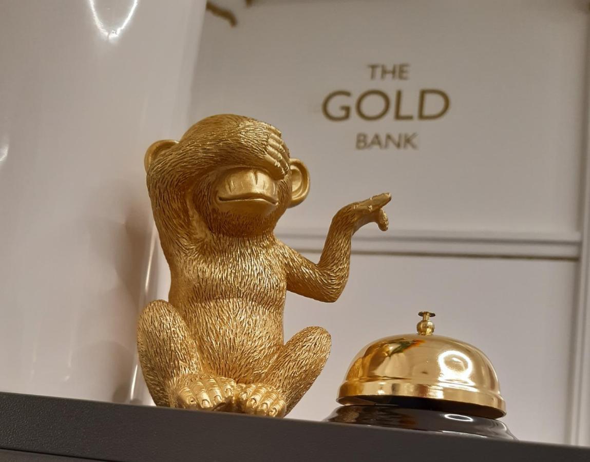 The Gold Bank 4*